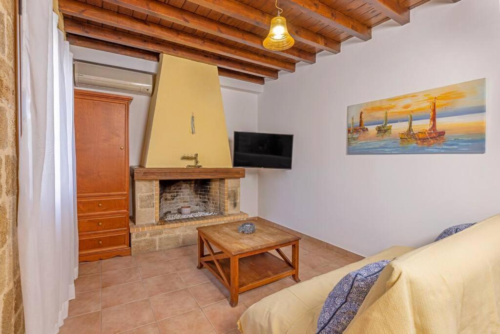 Margaritis Luxury Medieval House Rhodes City Exterior foto