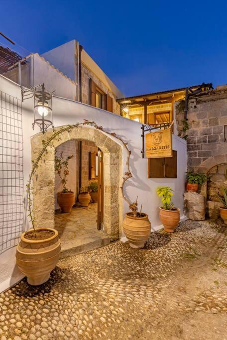 Margaritis Luxury Medieval House Rhodes City Exterior foto