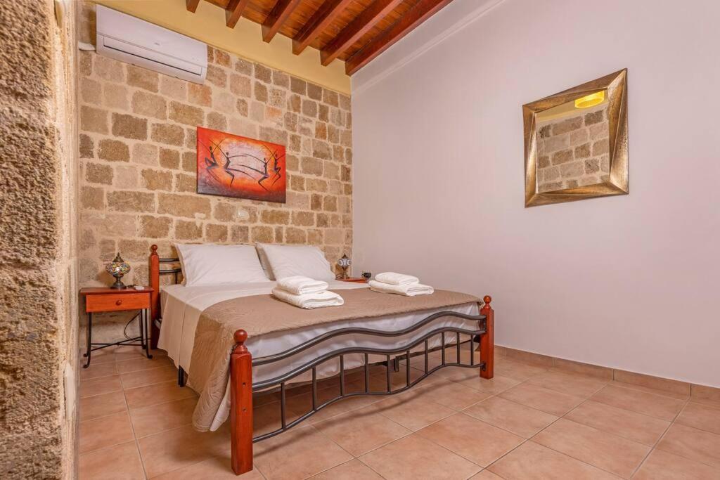 Margaritis Luxury Medieval House Rhodes City Exterior foto